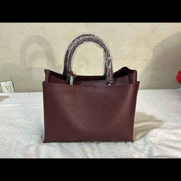 Bentley handbag - Picture 3 of 4
